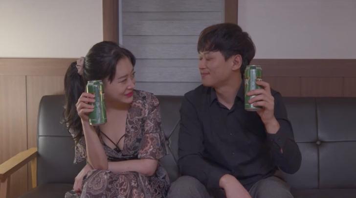 sex vy Mối quan hệ kinh doanh của vợ