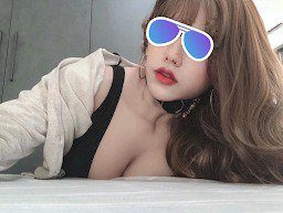 bảo trân 2004 sex Vạch bướm call video với bạn trai trong quán coffee